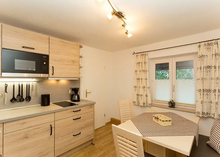 Gaestehaus Kerschbaum Bed & Breakfast Grainau