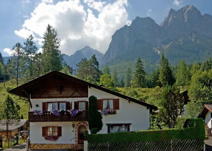 Bed & Breakfast Gaestehaus Kerschbaum 3*
