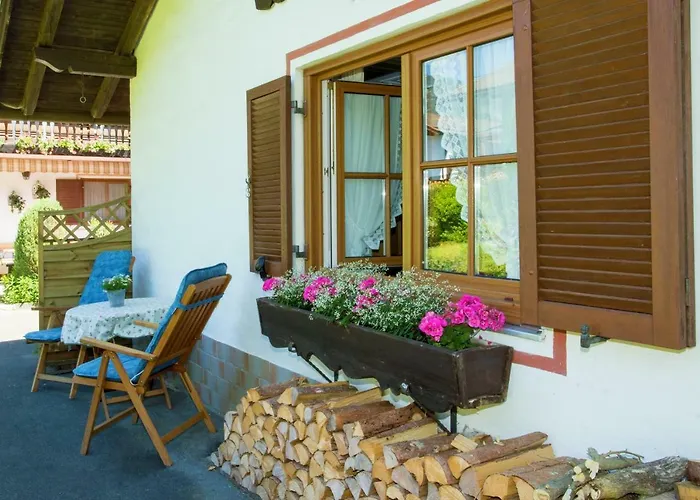 Gaestehaus Kerschbaum Bed & Breakfast