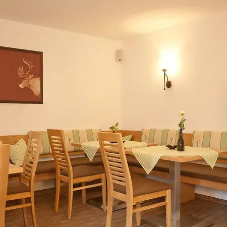Nocleg ze śniadaniem Gaestehaus Kerschbaum Grainau